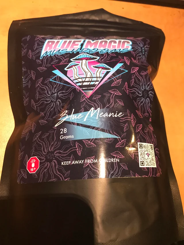 https://caliweedukconnect.com/product/blue-meanie-magic-mushrooms/